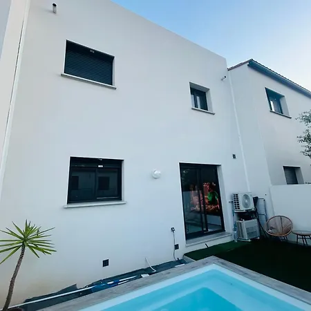 Homestay Belle Dans Neuve Avec Piscine Privee